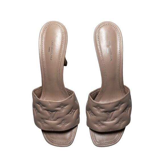 LOUIS VUITTON Revival Nude Lambskin Embossed Monogram Heels Slides Mules 39 - Picture 4 of 9